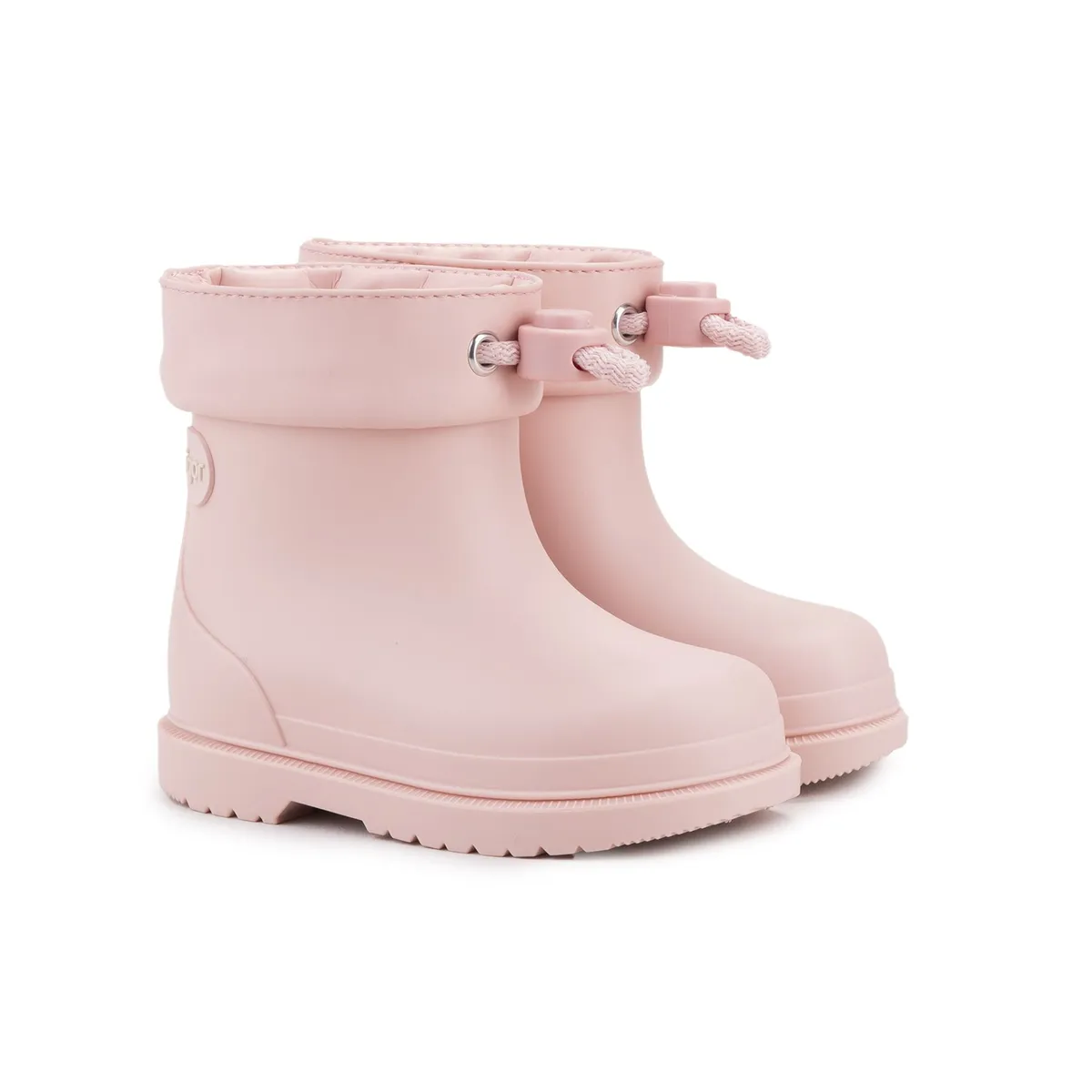 w=1200,h=1200,fit=pad (1)